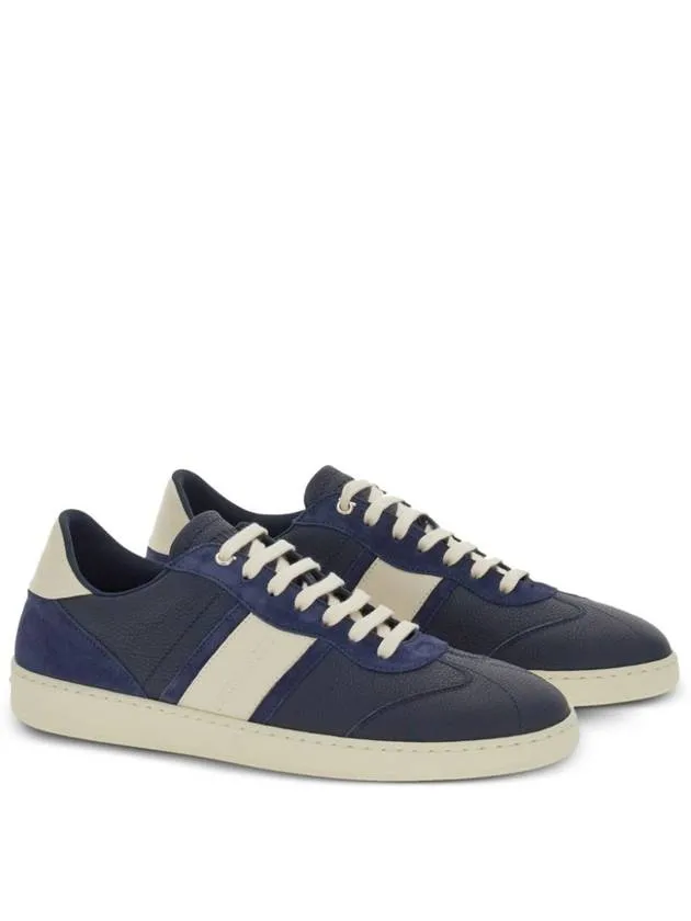 021572 0763471 011 sneakers
