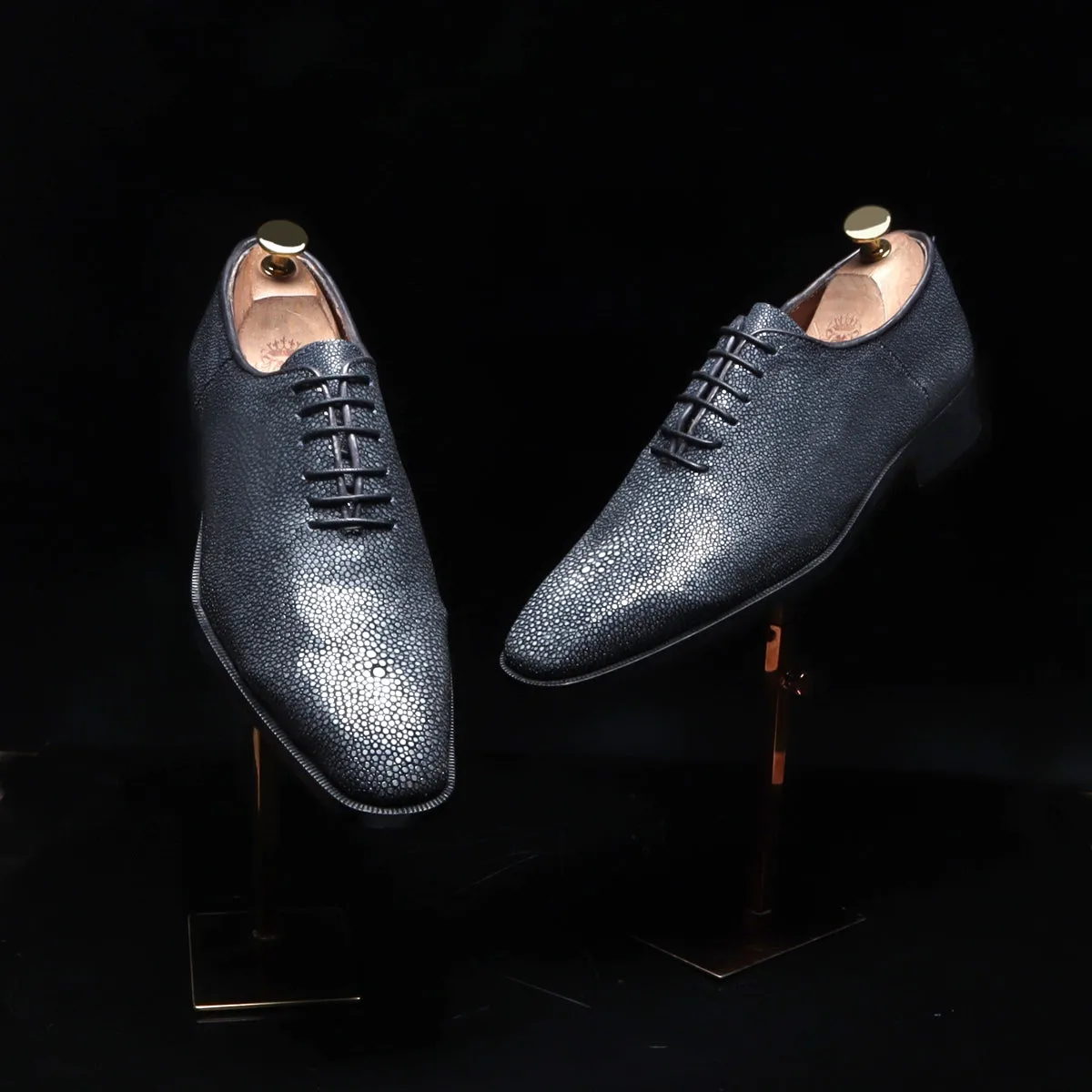 Exclusive Oxfords Lace-Up Formal Shoes in Stingray Fish Leather