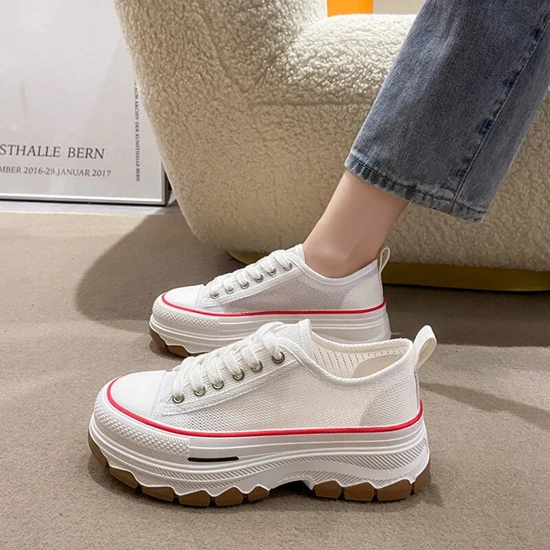 Lira | Feel free and stylish - Trendy Sneakers