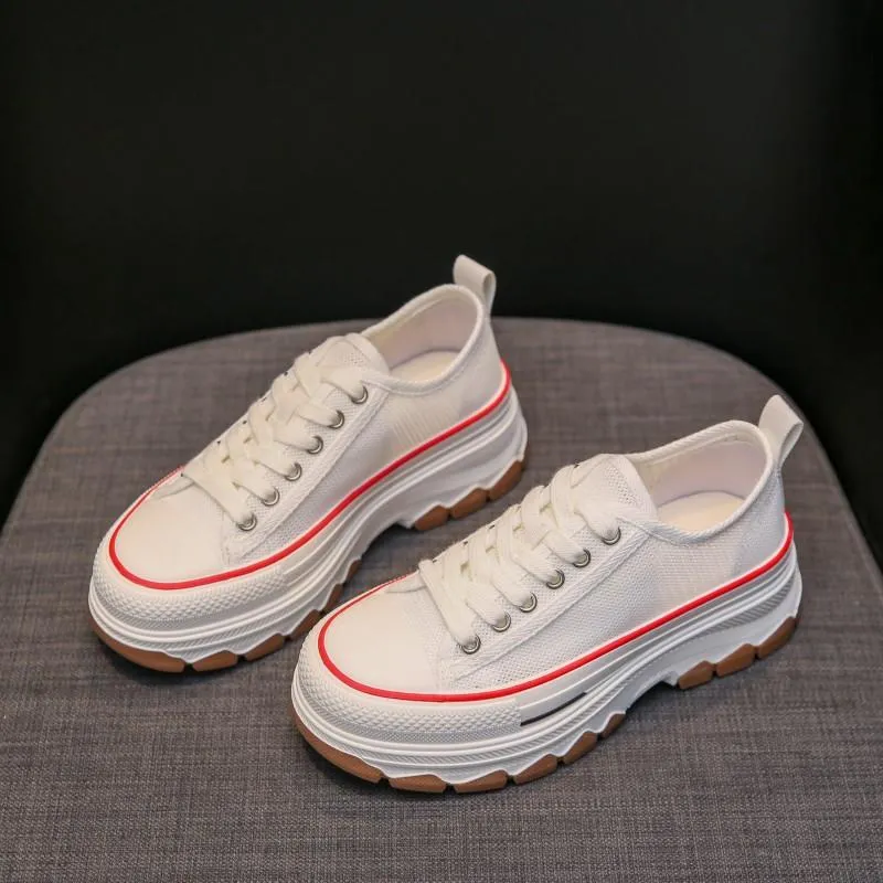 Lira | Feel free and stylish - Trendy Sneakers