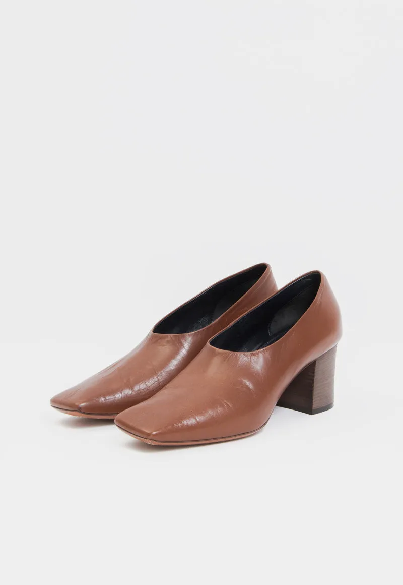 SQUARE TOE PUMPS