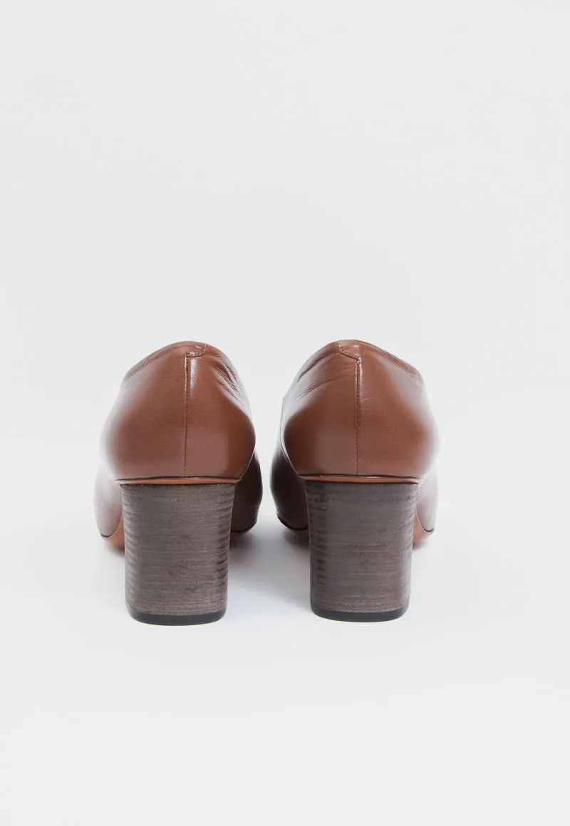 SQUARE TOE PUMPS