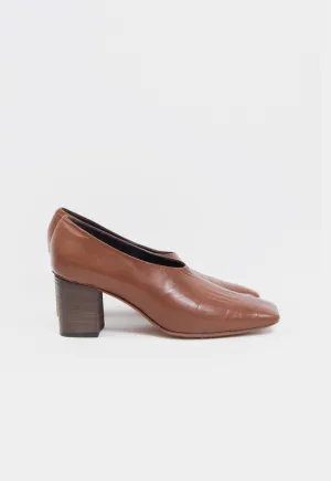 SQUARE TOE PUMPS